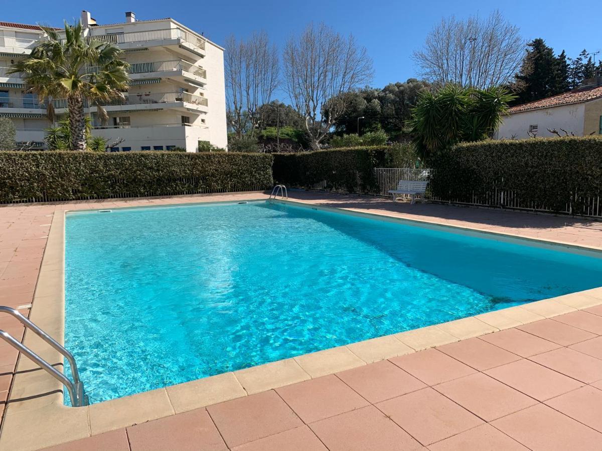 Studio de standing climatisé, avec piscine, proche de la mer Fréjus Exterior foto