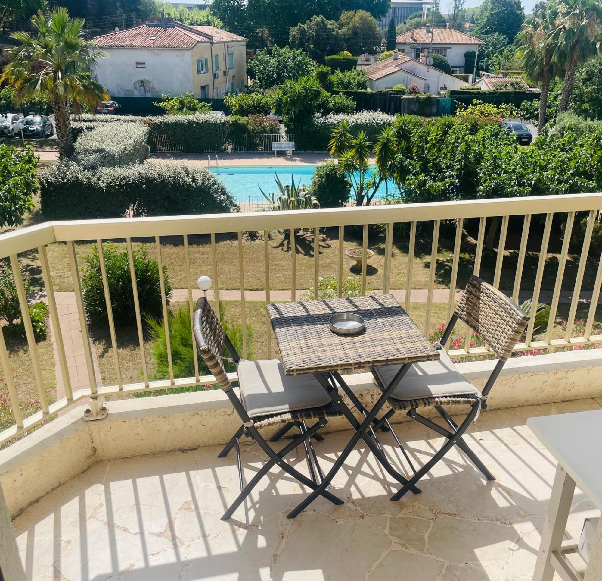 Studio de standing climatisé, avec piscine, proche de la mer Fréjus Exterior foto